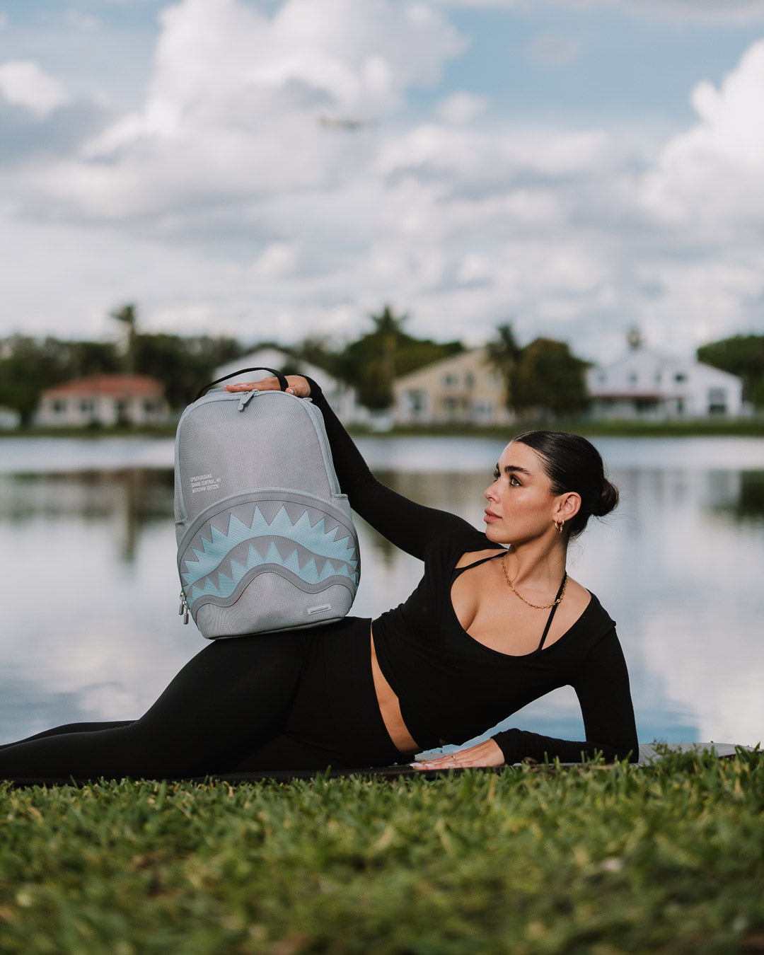 SPRAYGROUND SHARK CENTRAL ICE MESH BACKPACK