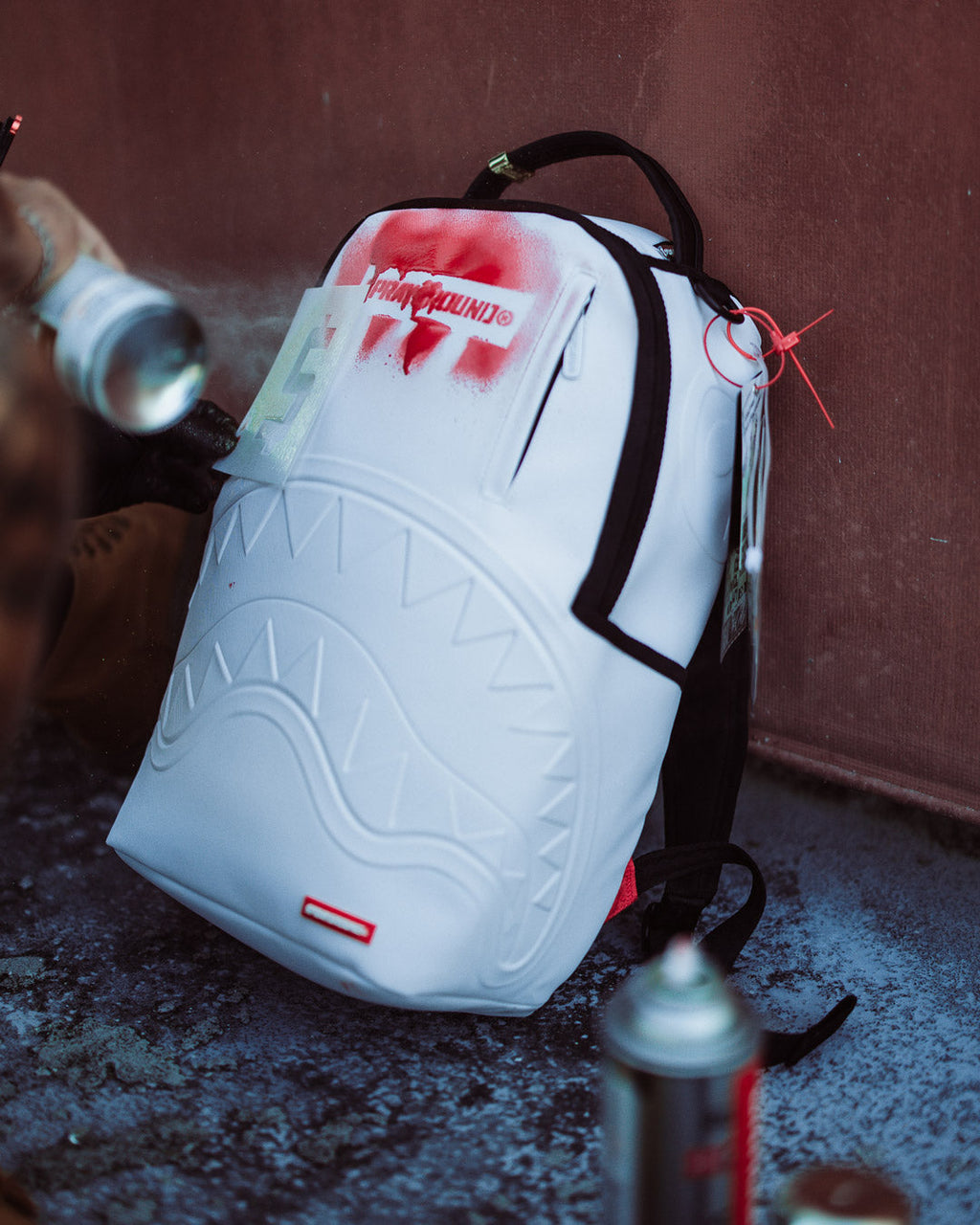 SPRAYGROUND GRAFFITI ARTIST - DESIGN YOUR OWN BACKPACK - 9 STENCILS INCLUDED