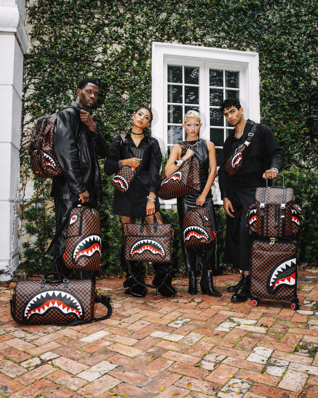 SPRAYGROUND SAWTOOTH SHARKS IN PARIS HILLS BACKPACK
