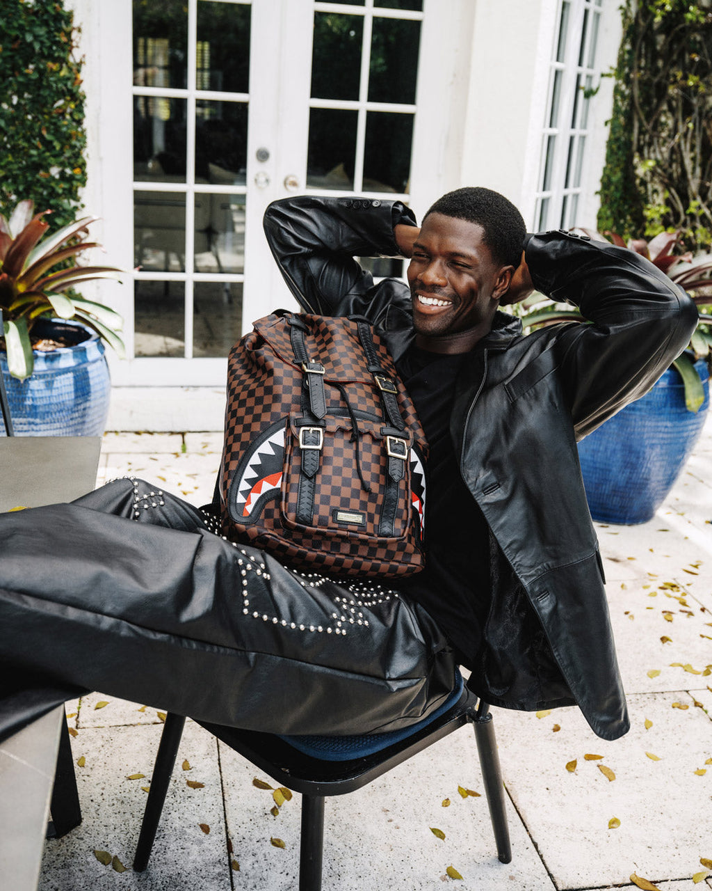 SPRAYGROUND SAWTOOTH SHARKS IN PARIS HILLS BACKPACK