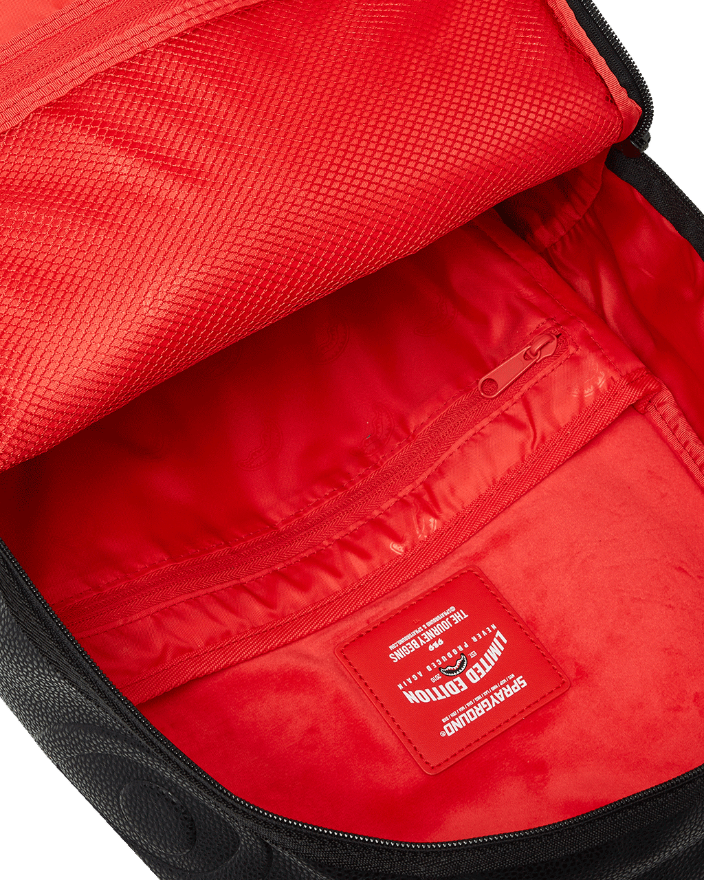 SPRAYGROUND SHARK CENTRAL METRO HUNT BACKPCK