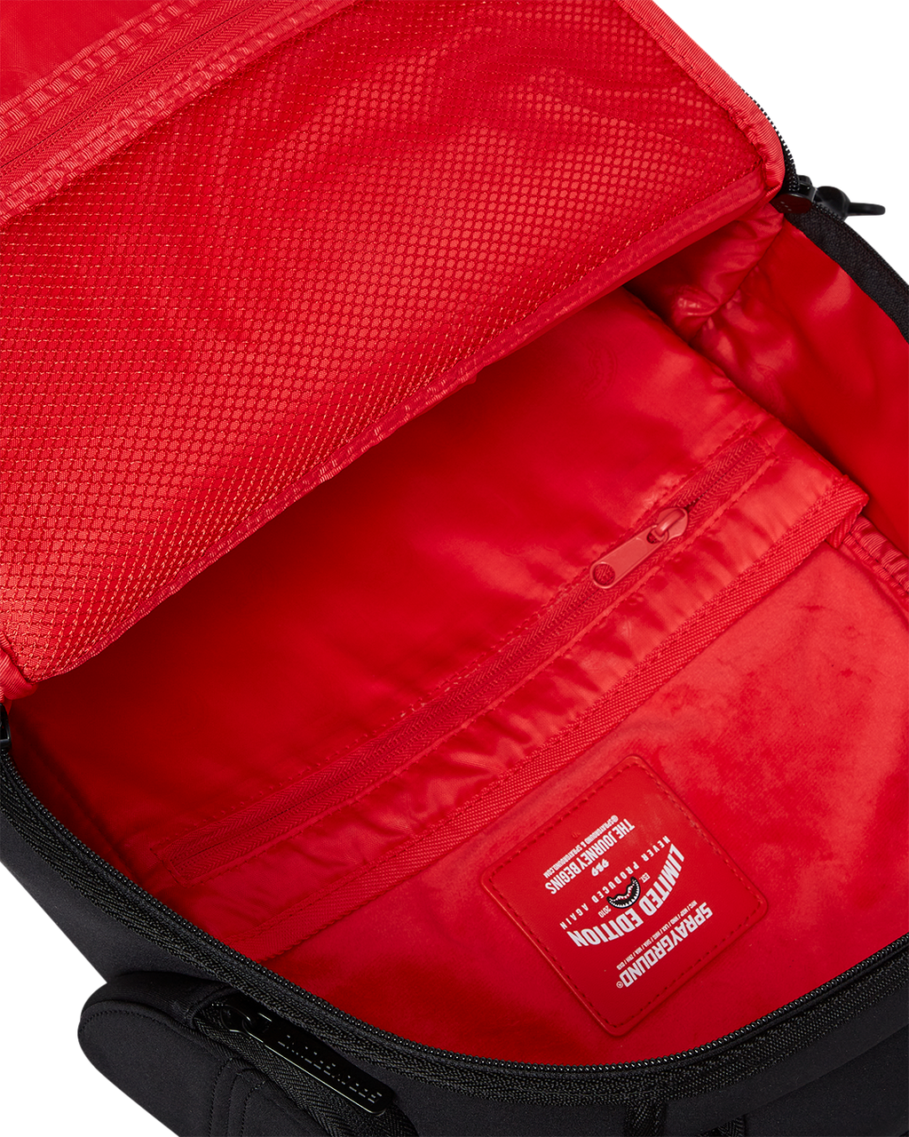 SPRAYGROUND SHARK CENTRAL KYUSHU MOUNTAIN DLXS BACKPACK
