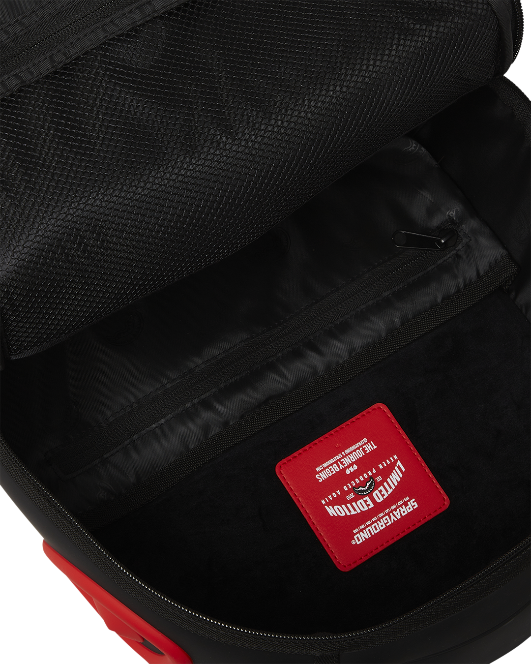 SPRAYGROUND MADNESS SHARK DLXV BACKPACK