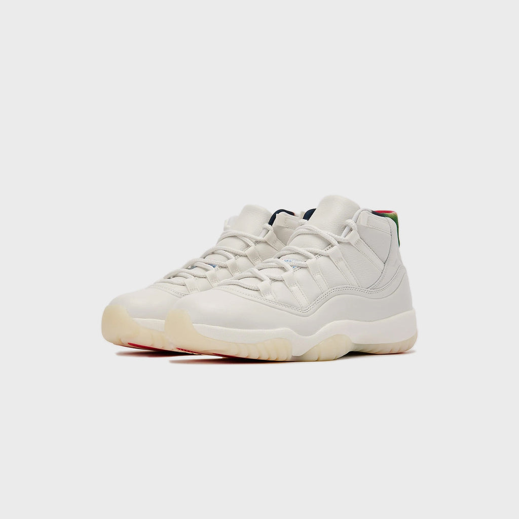 Nike Air Jordan 11 Retro - Sail / Newsprint / Sport Royal