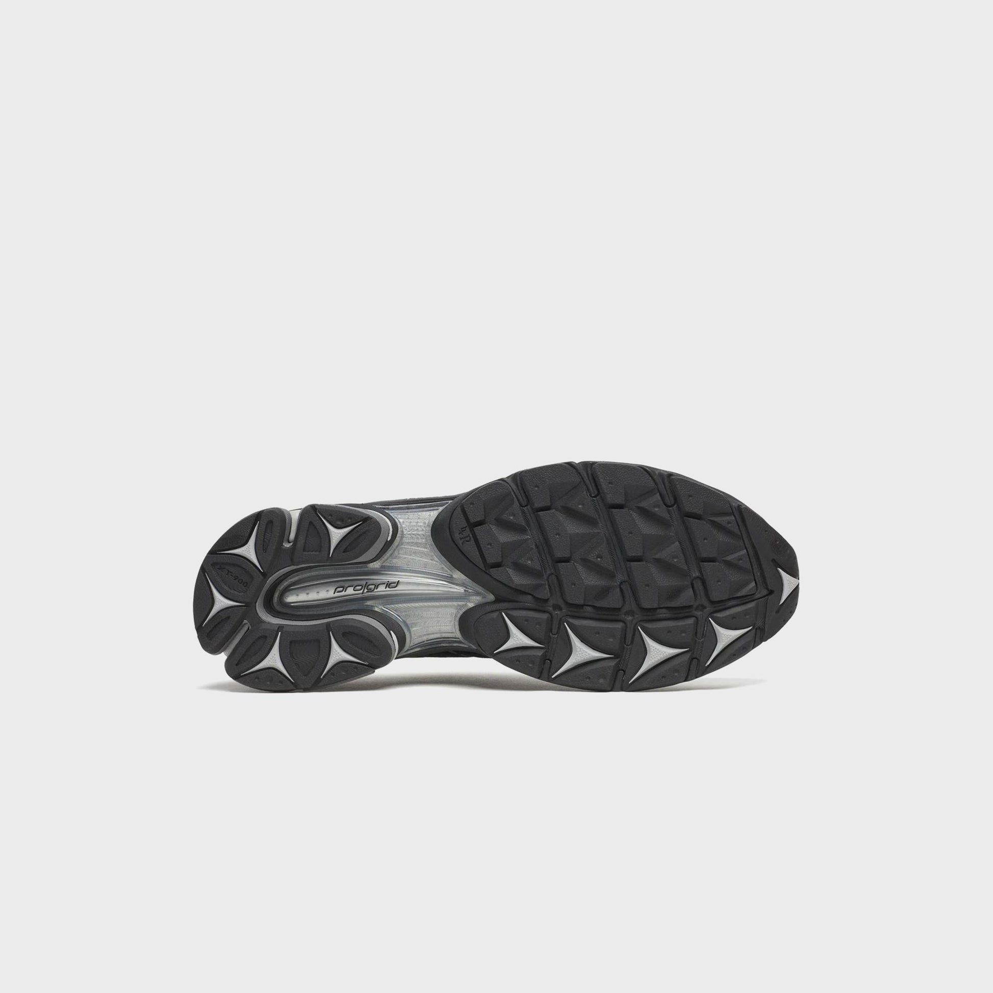 Saucony ProGrid Triumph 4 - Black / Silver