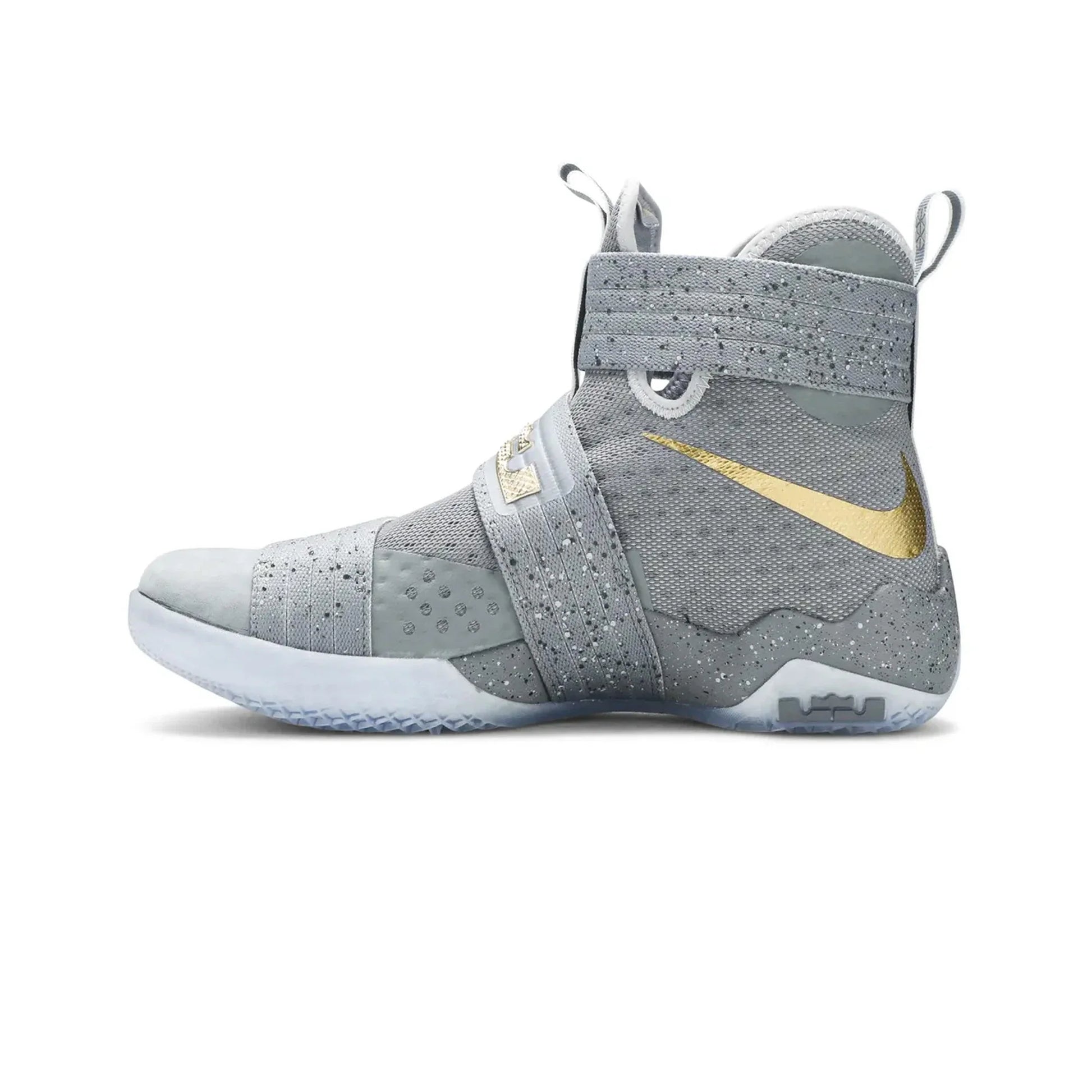 Nike LeBron Zoom Soldier 10 'Battle Grey' (2016)
