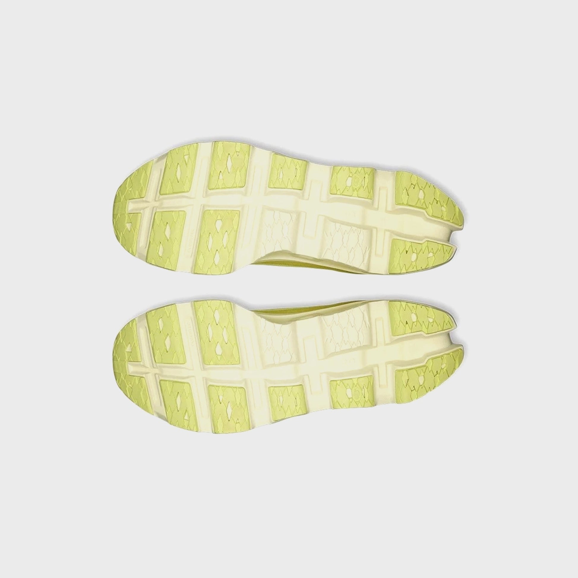 On Running Cloudmonster 3 - Limelight / Seedling
