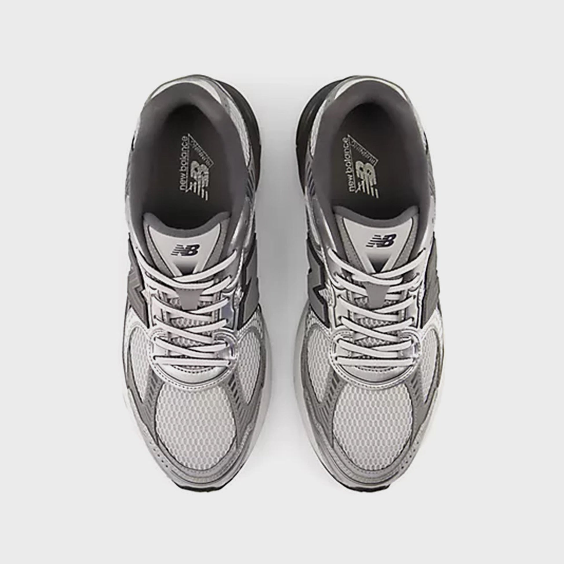 New Balance 2010 - Black / Metallic Silver / Grey