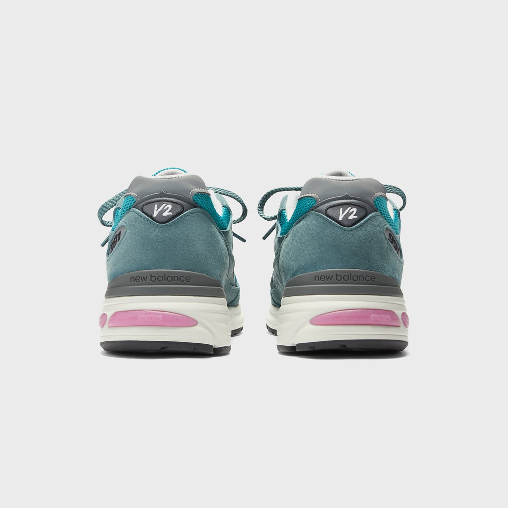 New Balance Made in UK 991v2 - Porcelain Green / Trooper / Silver