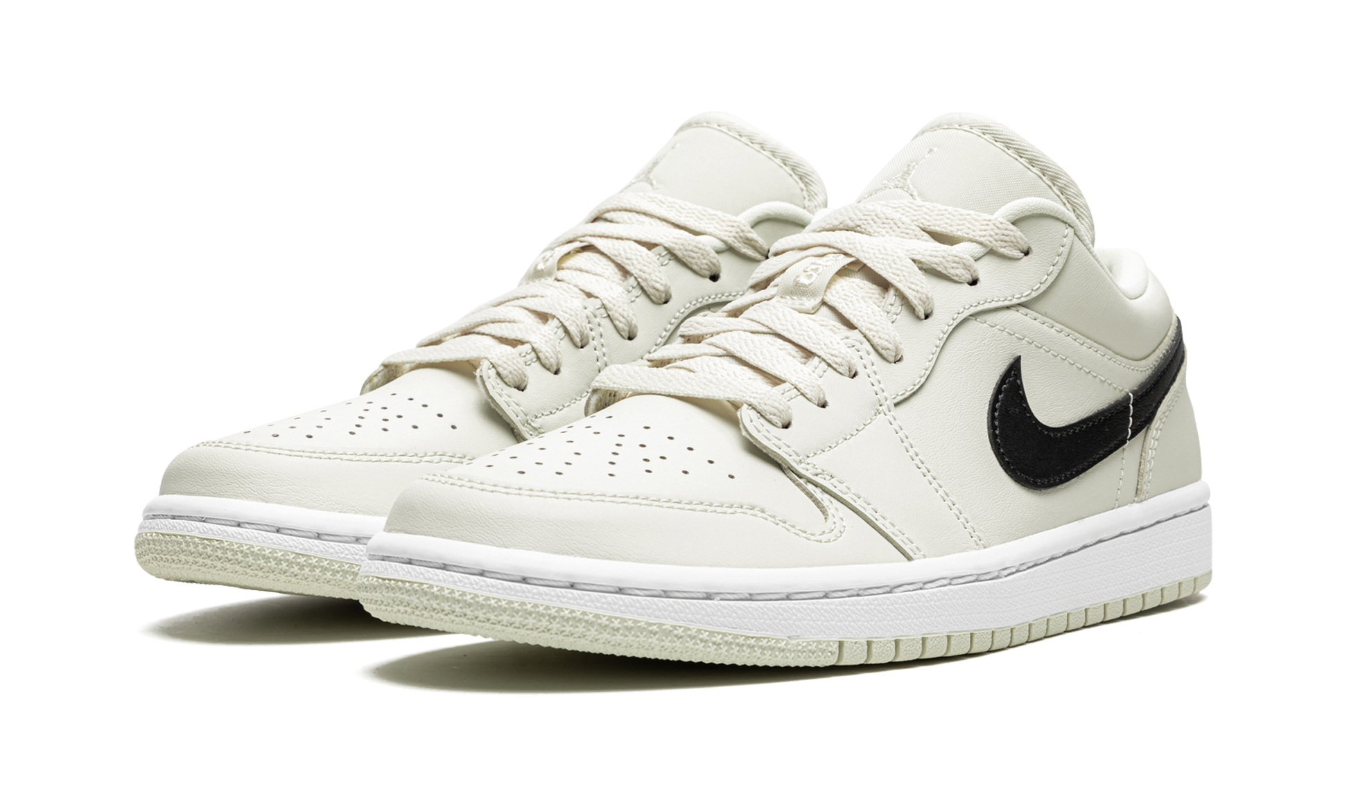 AIR JORDAN 1 LO WMNS "Coconut Milk" DC0774 121